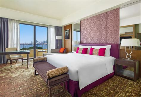 sofitel luxury hotels manila.